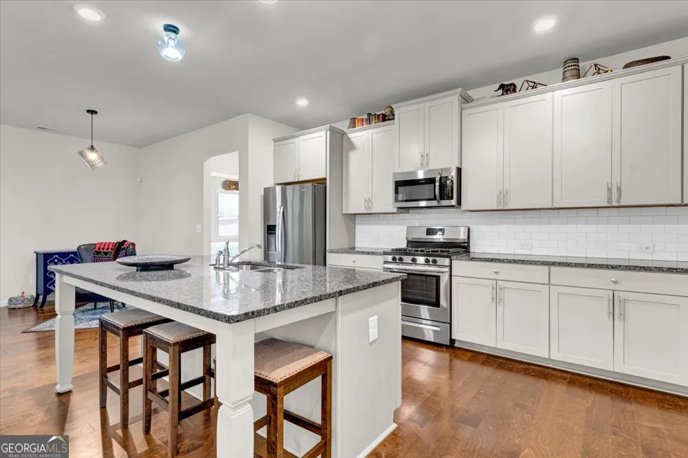 810 Codex DR Fairburn, GA 30213