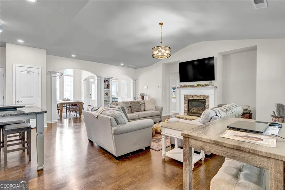 810 Codex DR Fairburn, GA 30213