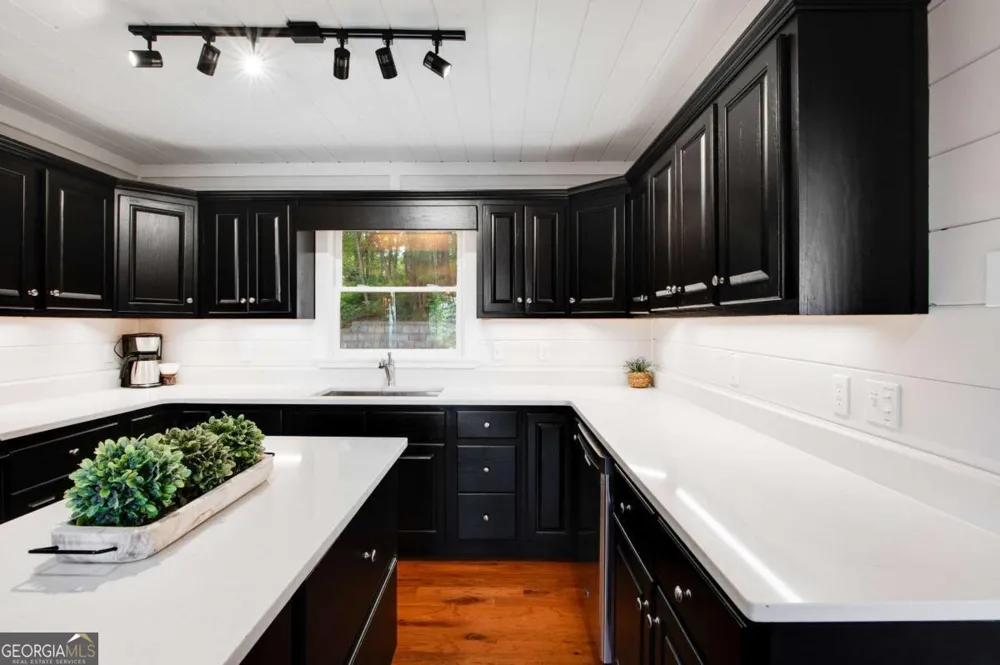 231 Sunrock Mountain TRL Blue Ridge, GA 30513