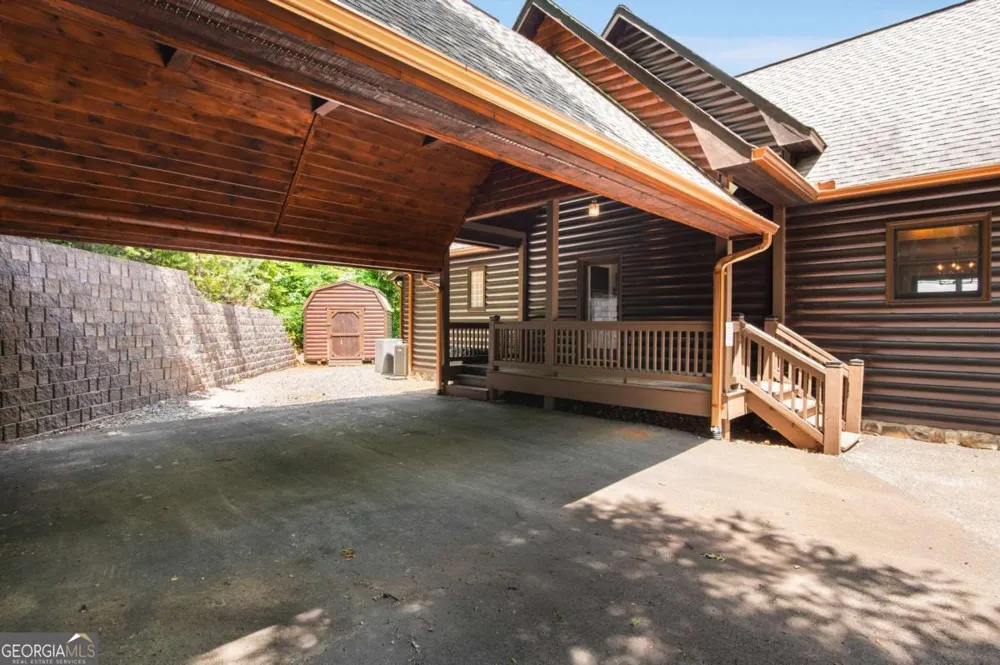 231 Sunrock Mountain TRL Blue Ridge, GA 30513