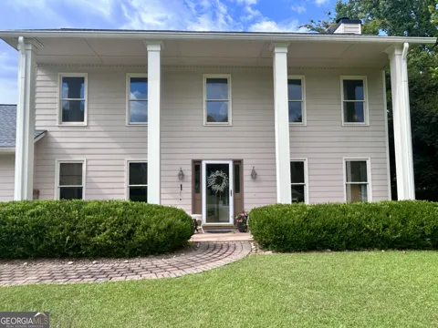 200 Hedgewood CT