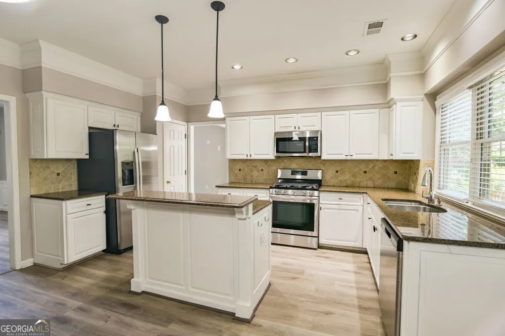 185 Gainford CT Johns Creek, GA 30097