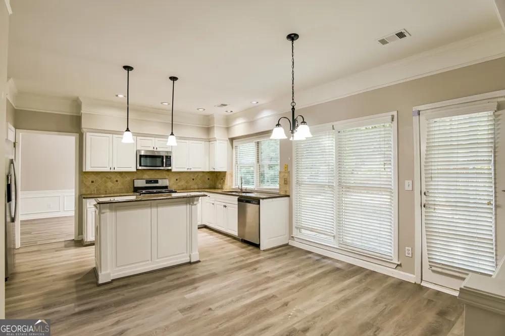 185 Gainford CT Johns Creek, GA 30097