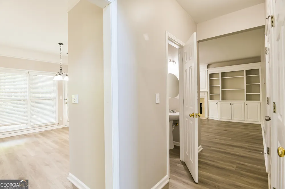 185 Gainford CT Johns Creek, GA 30097