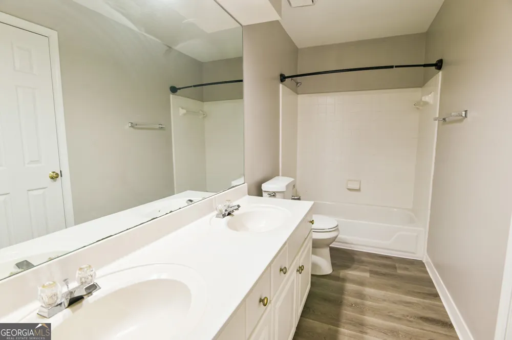 185 Gainford CT Johns Creek, GA 30097