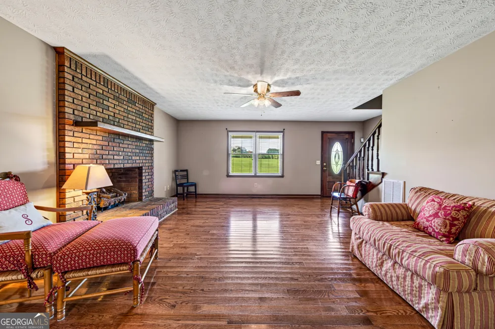 114 Marlow RD Maysville, GA 30558