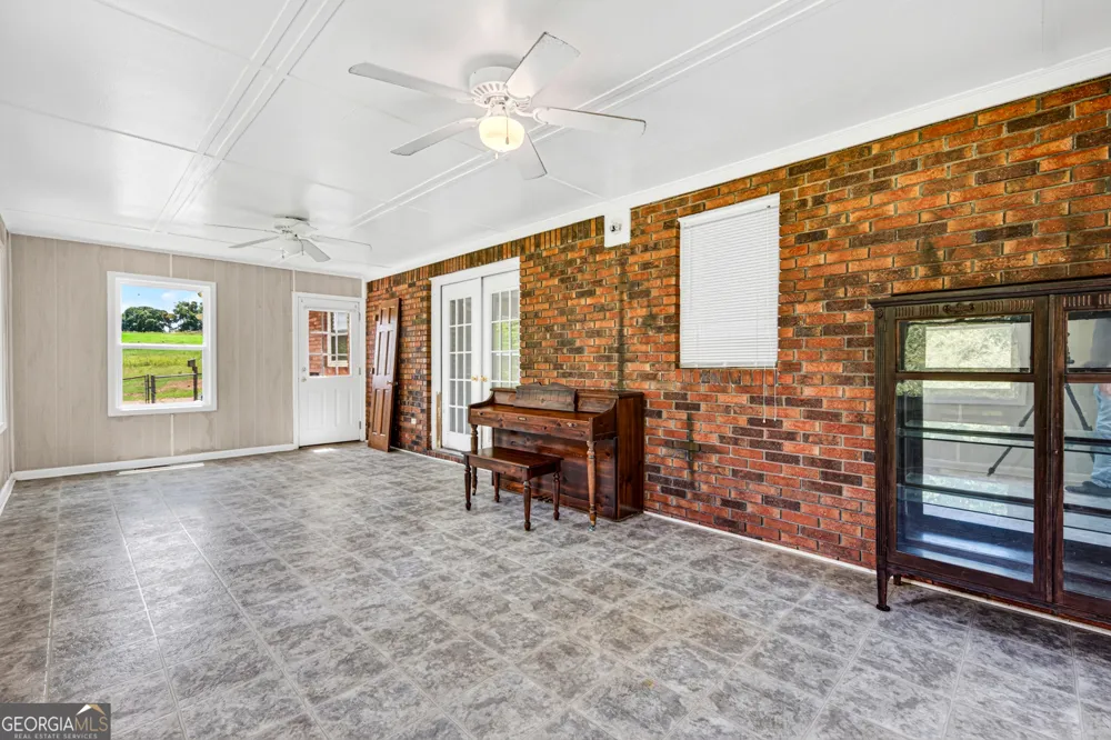 114 Marlow RD Maysville, GA 30558