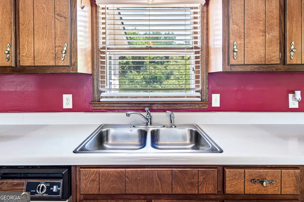 114 Marlow RD Maysville, GA 30558