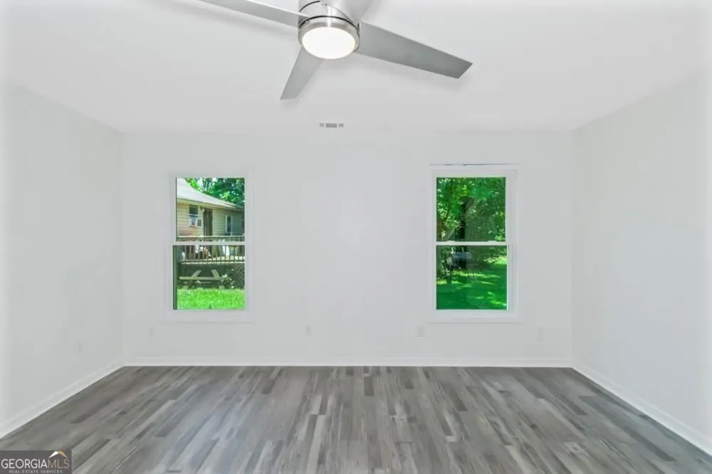 204 Mill ST Barnesville, GA 30204