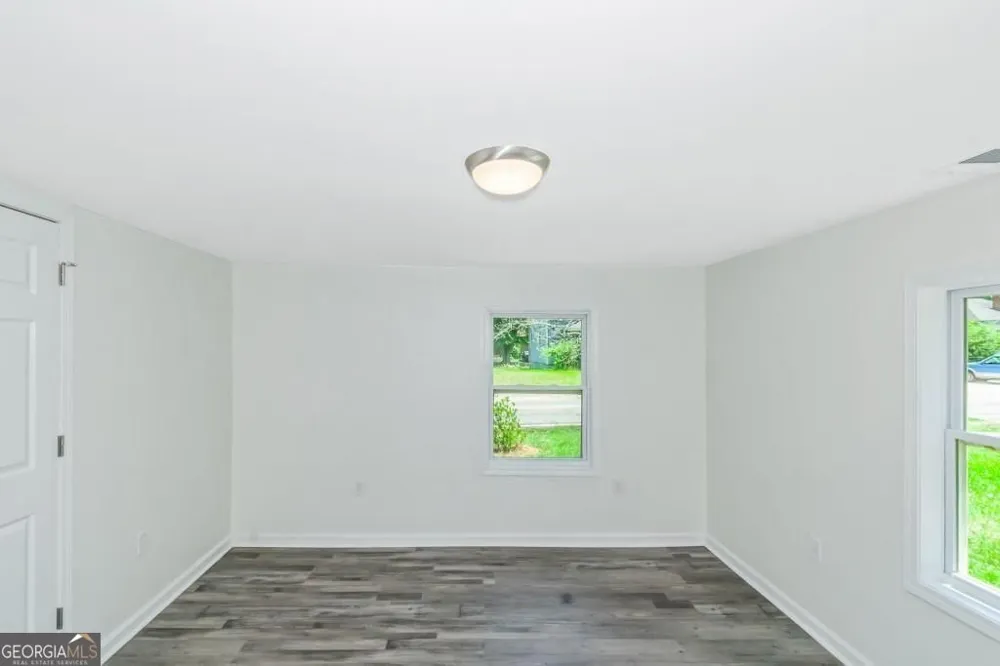 204 Mill ST Barnesville, GA 30204