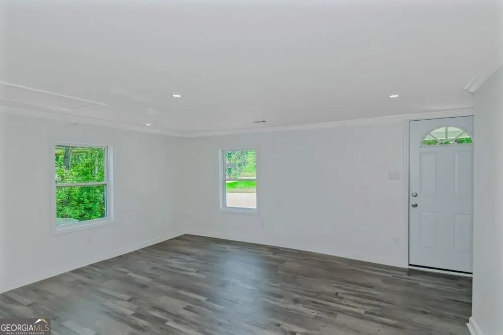 204 Mill ST Barnesville, GA 30204