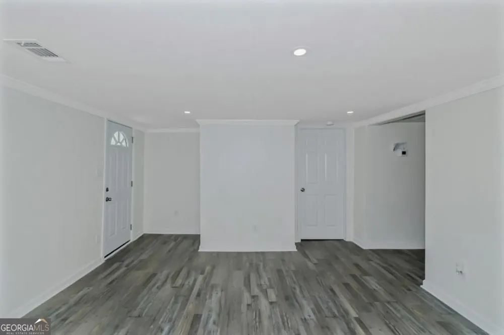 204 Mill ST Barnesville, GA 30204