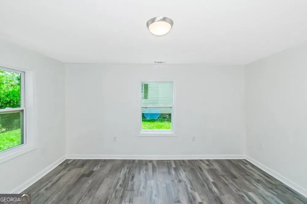 204 Mill ST Barnesville, GA 30204