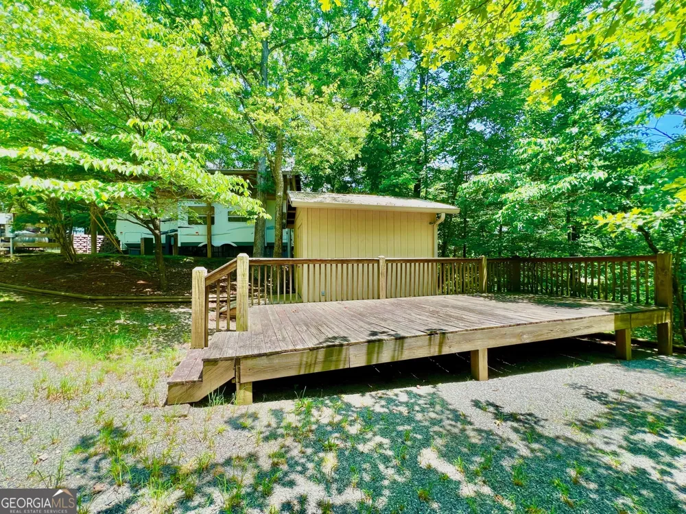 28 11th ST Ellijay, GA 30540