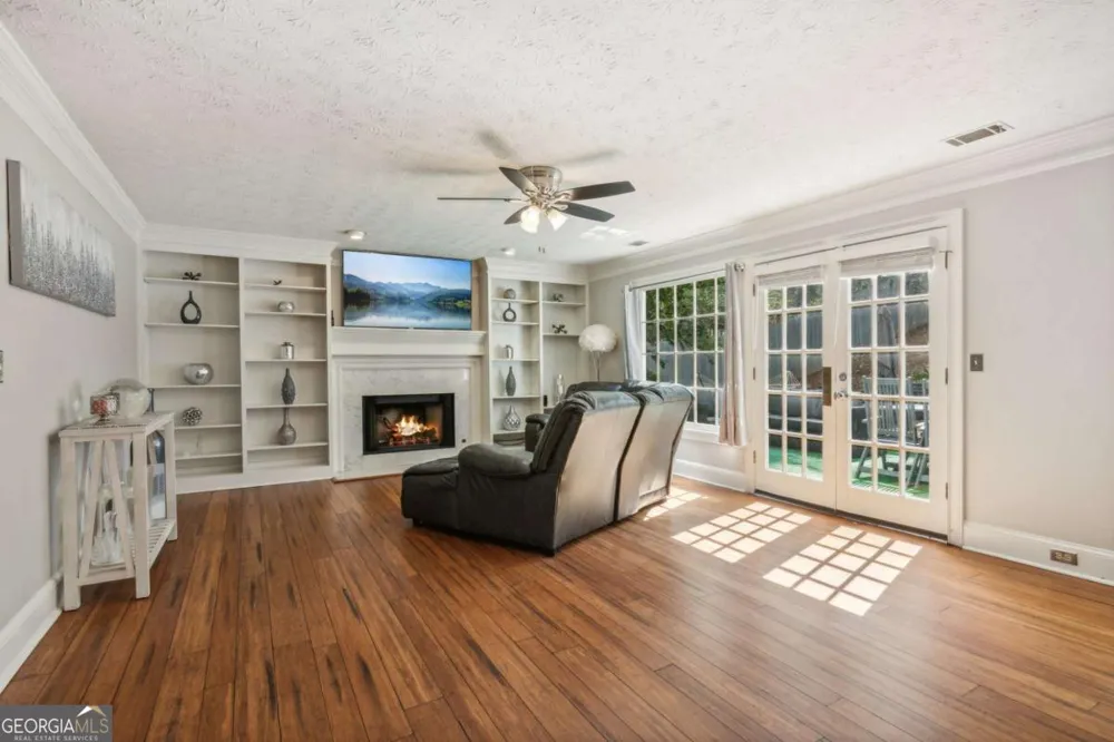 1210 Swan Mill CT Suwanee, GA 30024