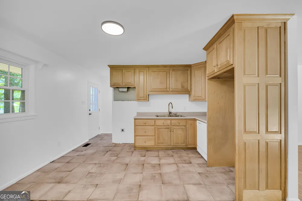 295 Vista DR Athens, GA 30605