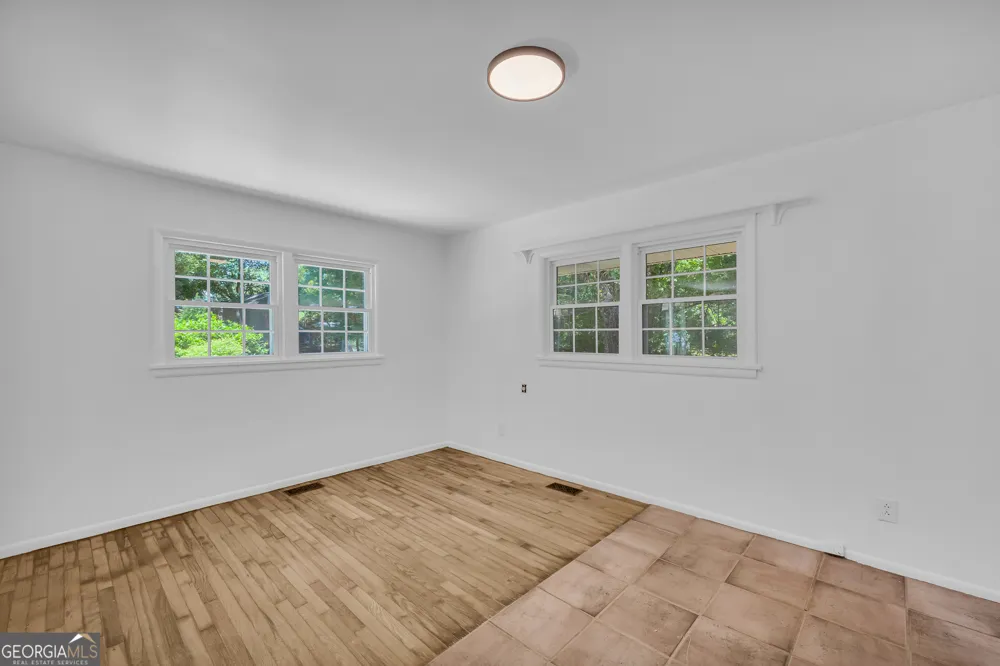 295 Vista DR Athens, GA 30605