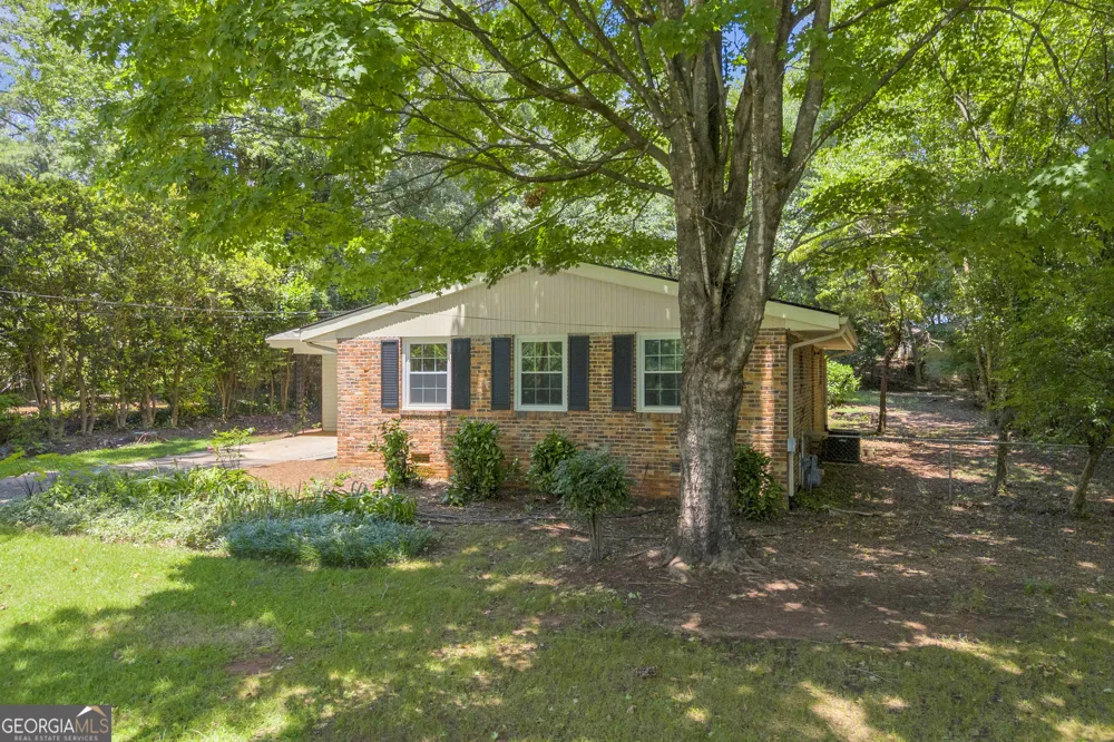295 Vista DR Athens, GA 30605