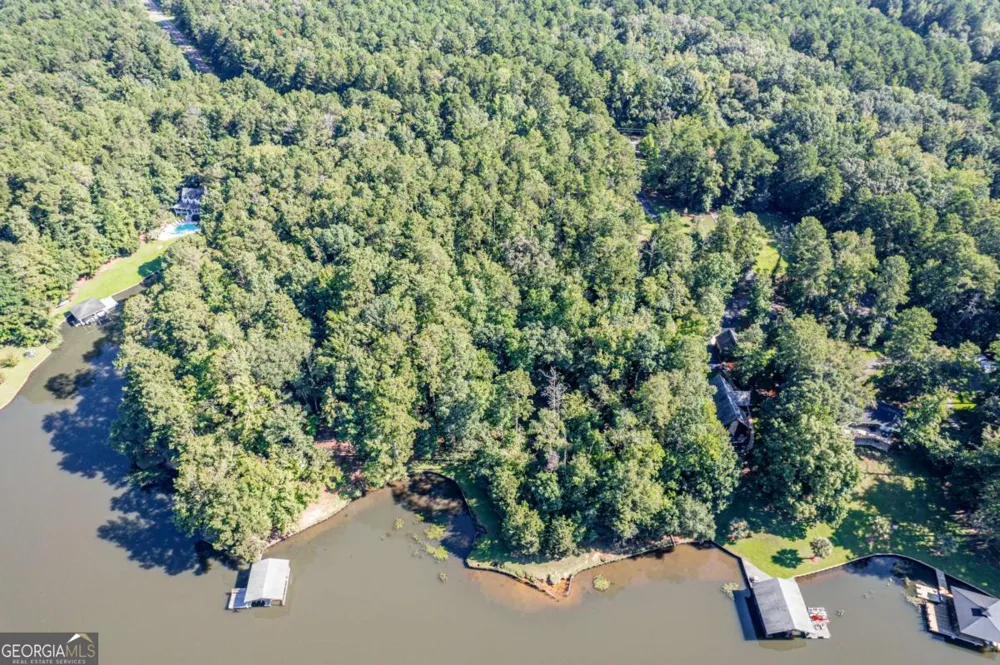 188 South Steel Bridge RD SE Eatonton, GA 31024