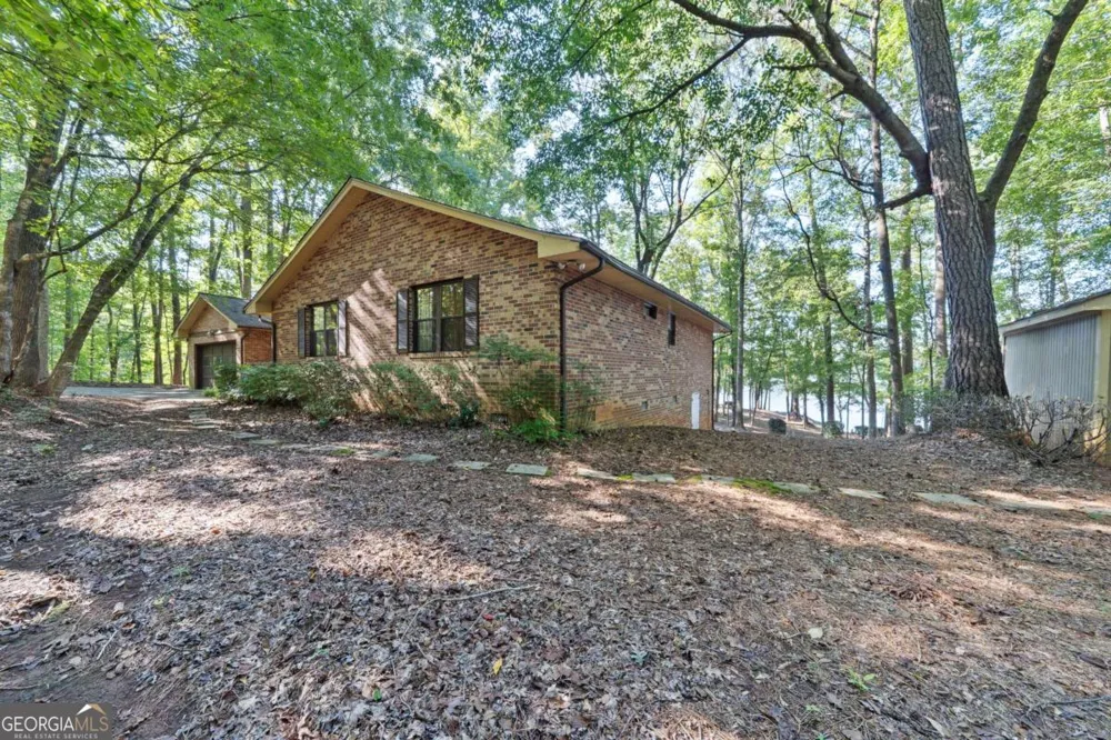 188 South Steel Bridge RD SE Eatonton, GA 31024