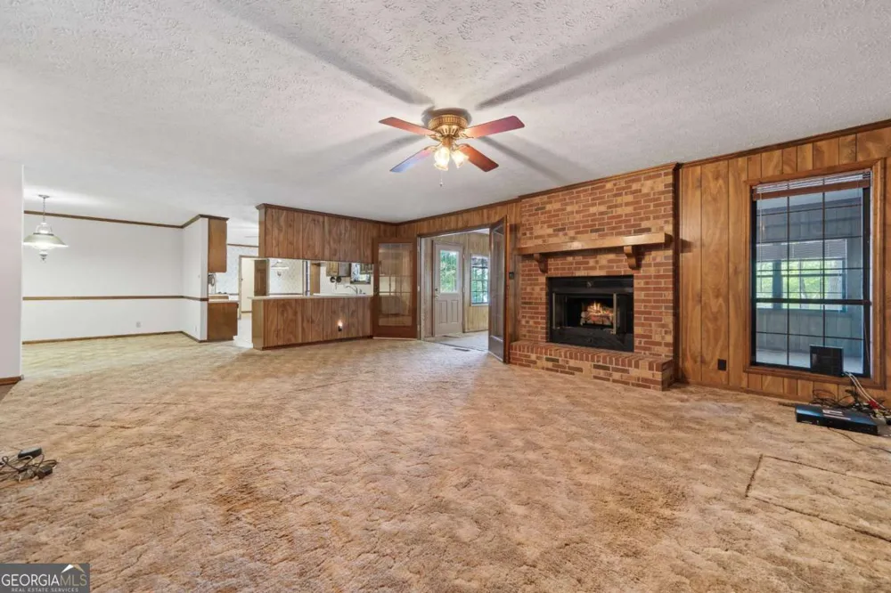 188 South Steel Bridge RD SE Eatonton, GA 31024