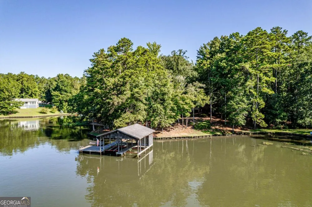 188 South Steel Bridge RD SE Eatonton, GA 31024
