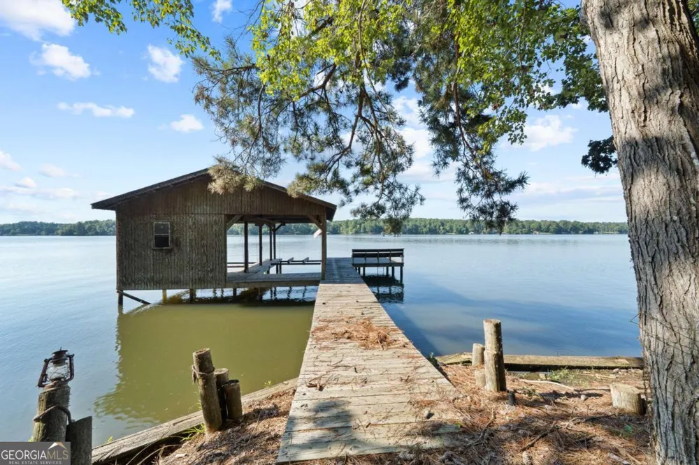 188 South Steel Bridge RD SE Eatonton, GA 31024