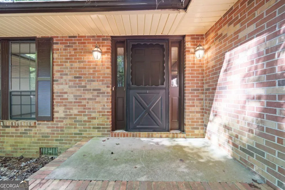 188 South Steel Bridge RD SE Eatonton, GA 31024