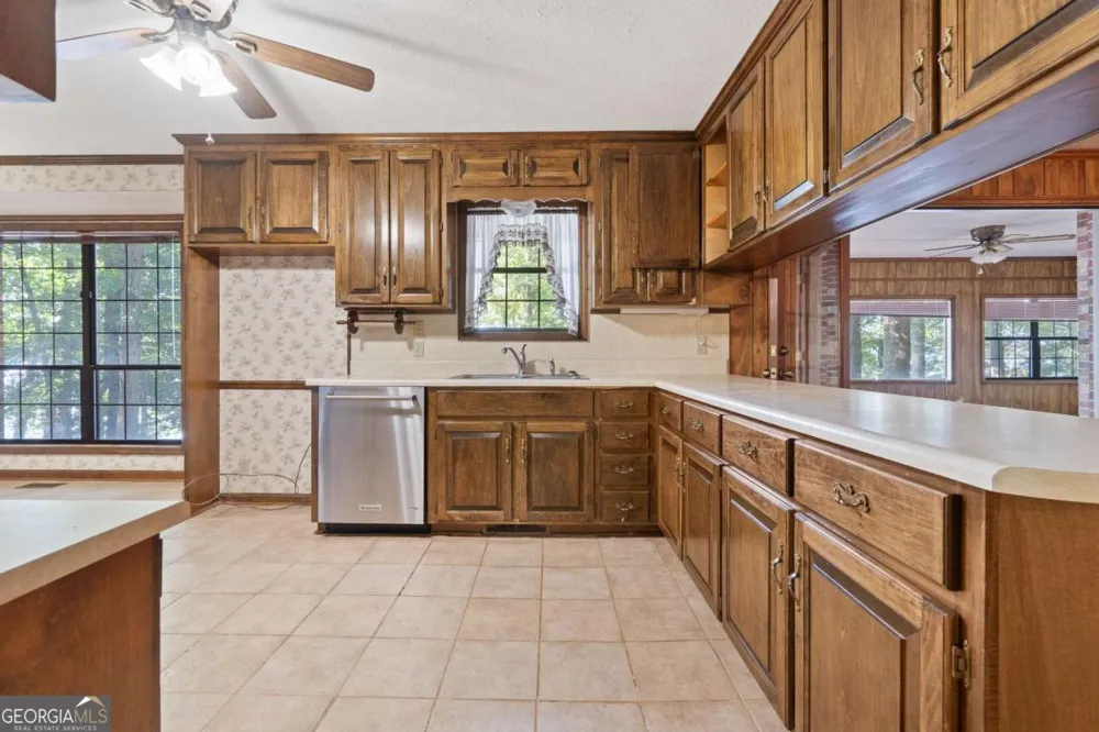 188 South Steel Bridge RD SE Eatonton, GA 31024