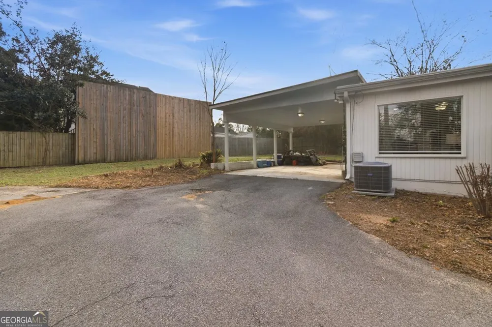 607 Mack DR Valdosta, GA 31602