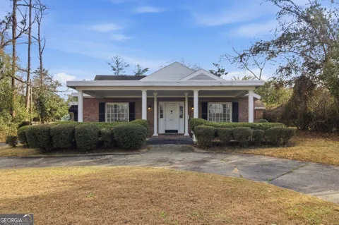 607 Mack DR