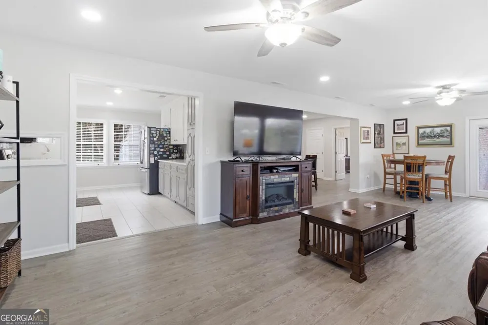 607 Mack DR Valdosta, GA 31602