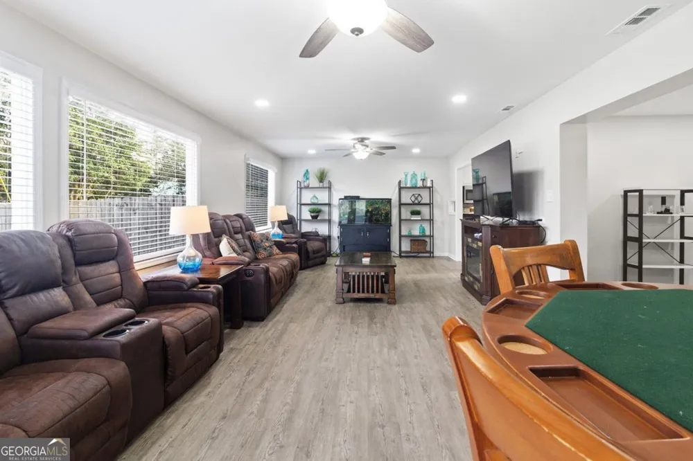 607 Mack DR Valdosta, GA 31602