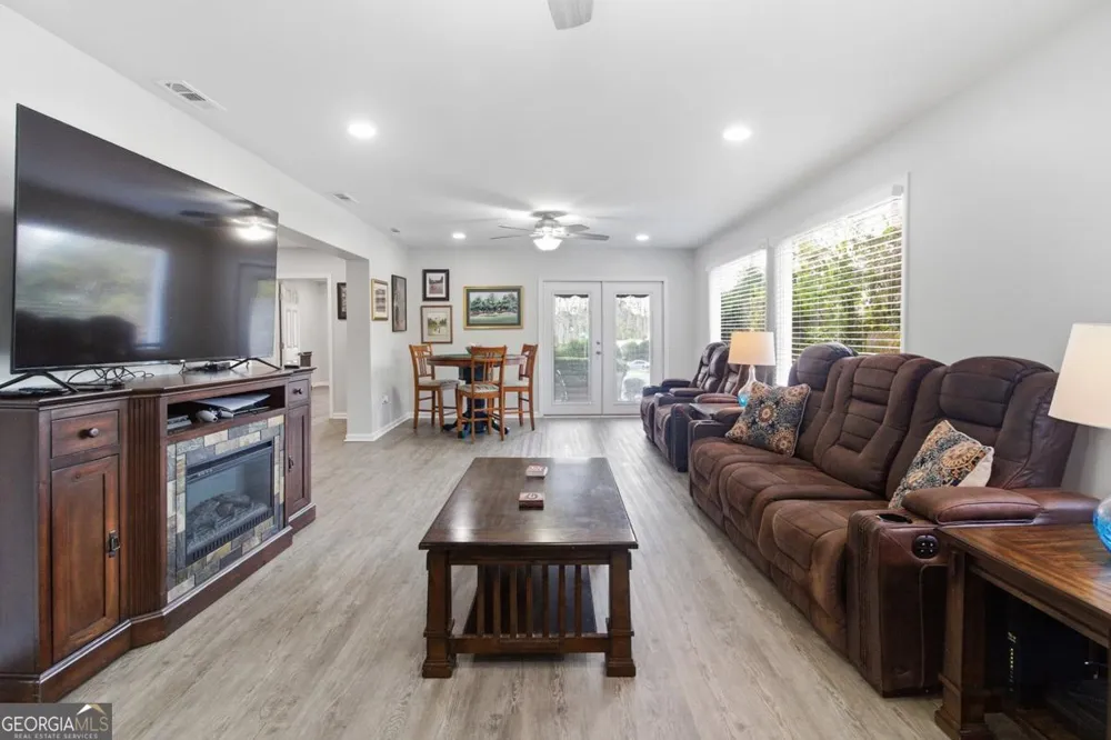 607 Mack DR Valdosta, GA 31602