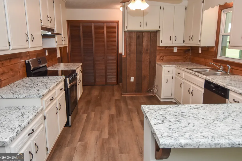 12394 Ga Highway 109 Meansville, GA 30256