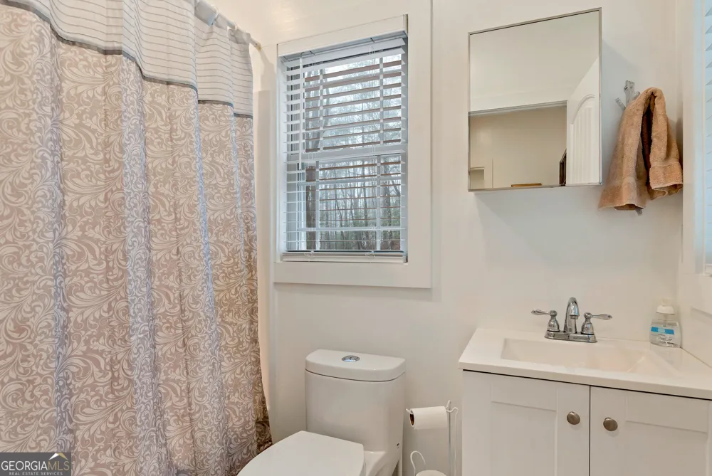 812 Covecrest DR Tiger, GA 30576