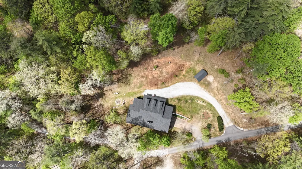 812 Covecrest DR Tiger, GA 30576