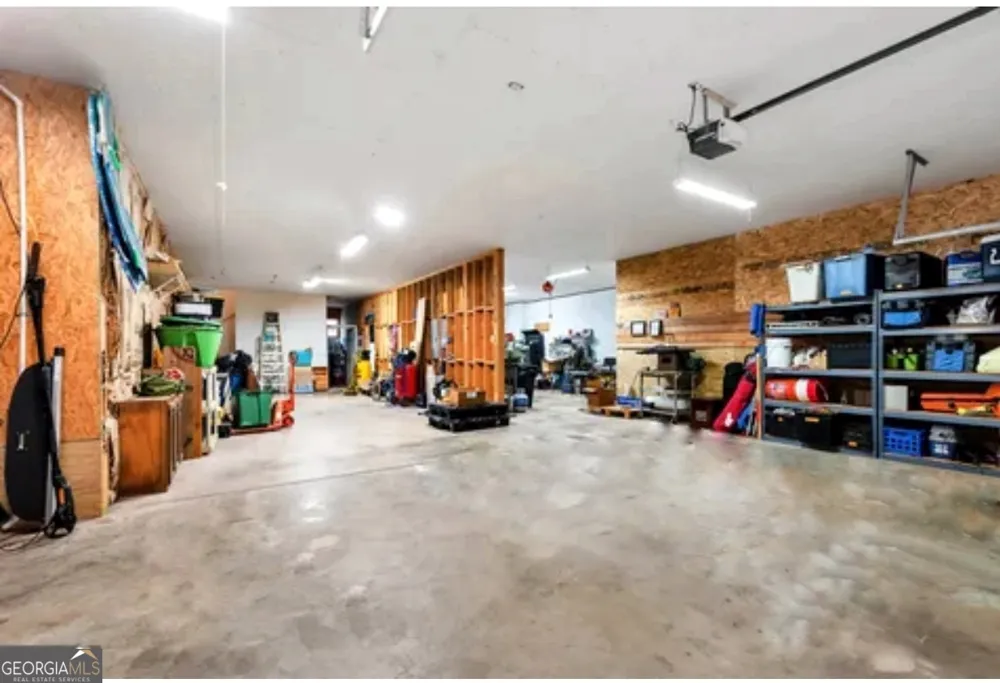812 Covecrest DR Tiger, GA 30576