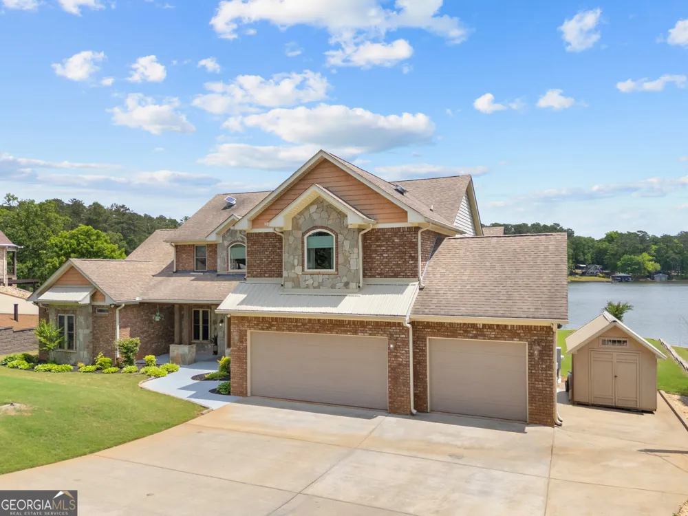 122 Bell RD Jackson, GA 30233