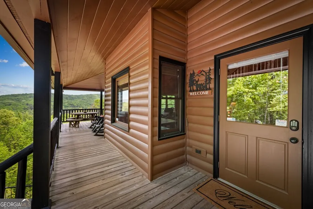 607 Rhonda LN Mineral Bluff, GA 30559