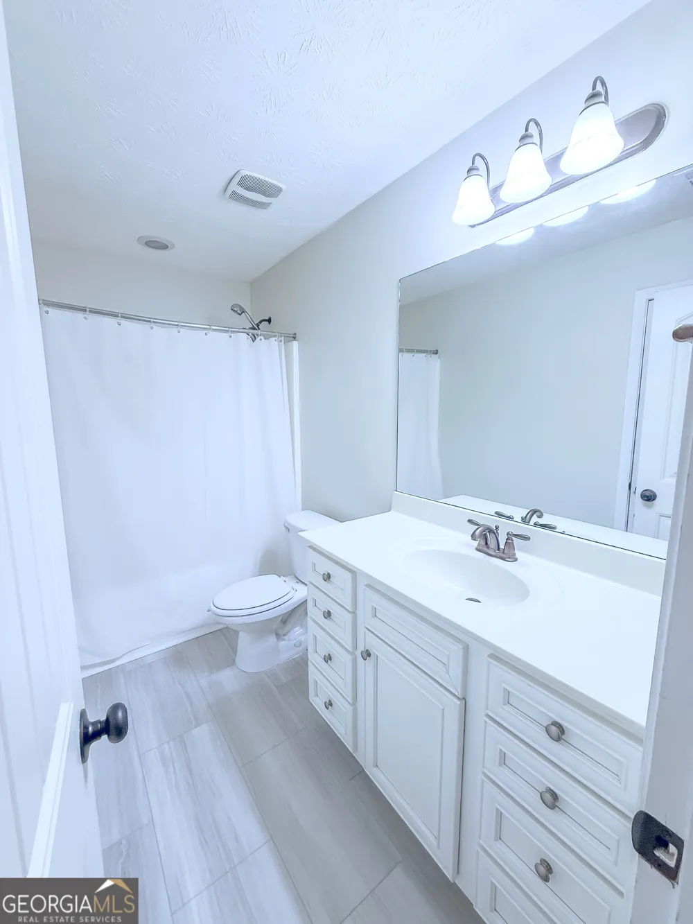2814 Nancy DR Phenix City, AL 36870