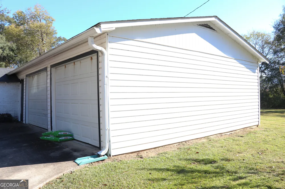 441 Lyerly Dam RD Lyerly, GA 30730