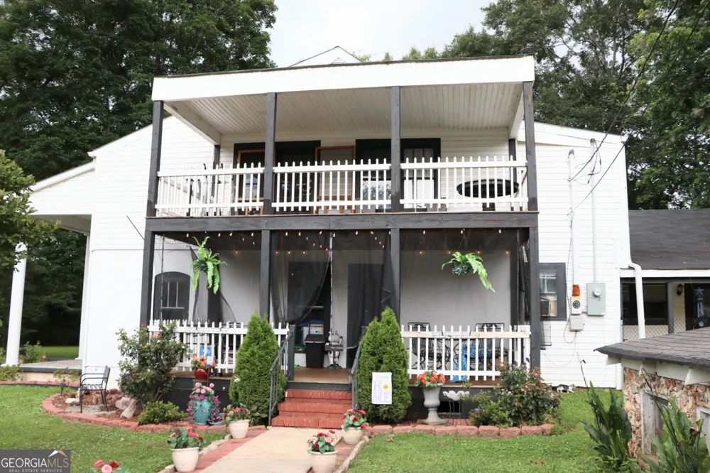 441 Lyerly Dam RD Lyerly, GA 30730