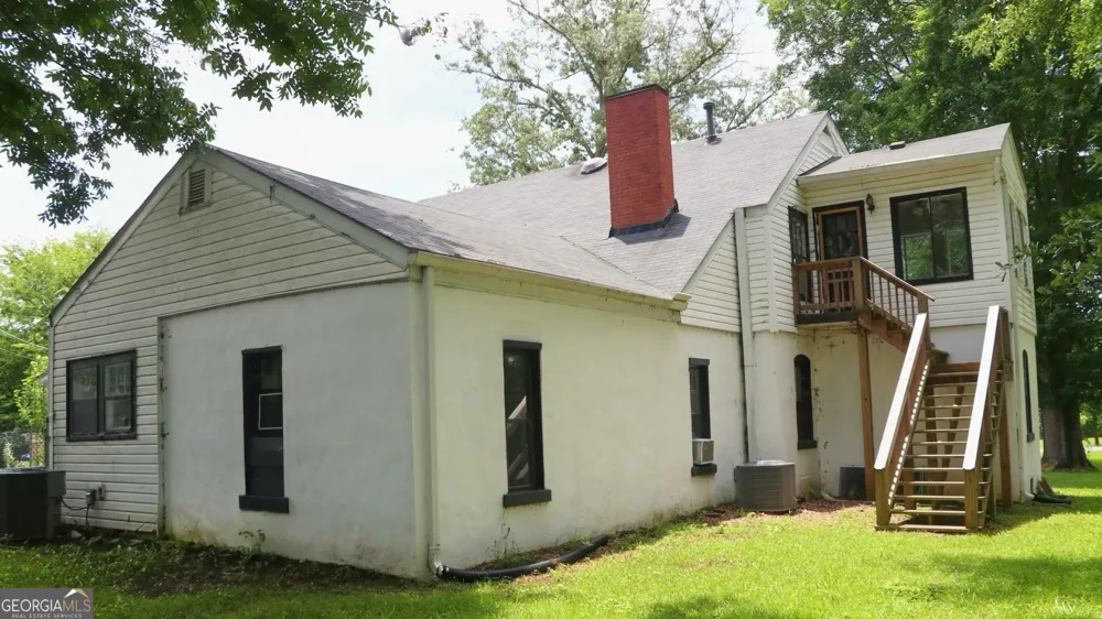 441 Lyerly Dam RD Lyerly, GA 30730