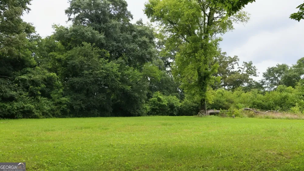441 Lyerly Dam RD Lyerly, GA 30730