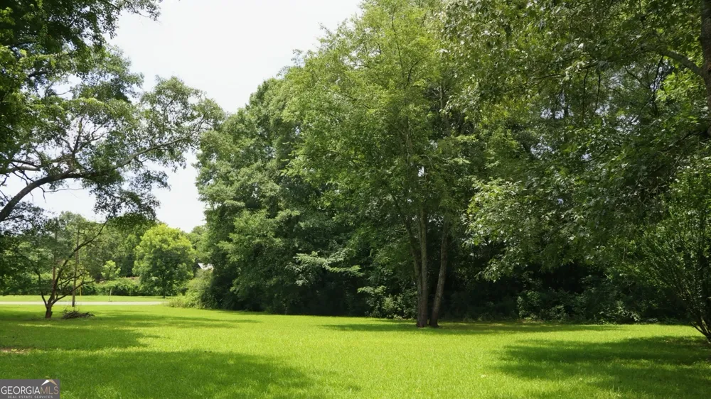 441 Lyerly Dam RD Lyerly, GA 30730