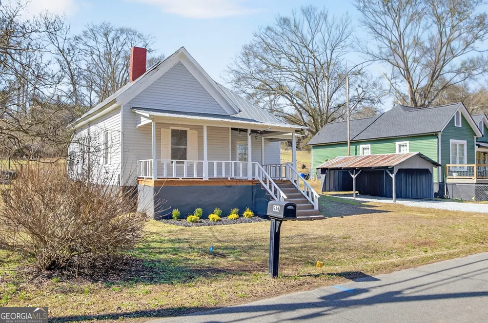 246 Spring ST Commerce, GA 30529