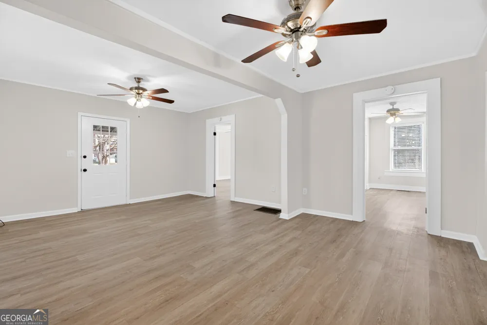 246 Spring ST Commerce, GA 30529