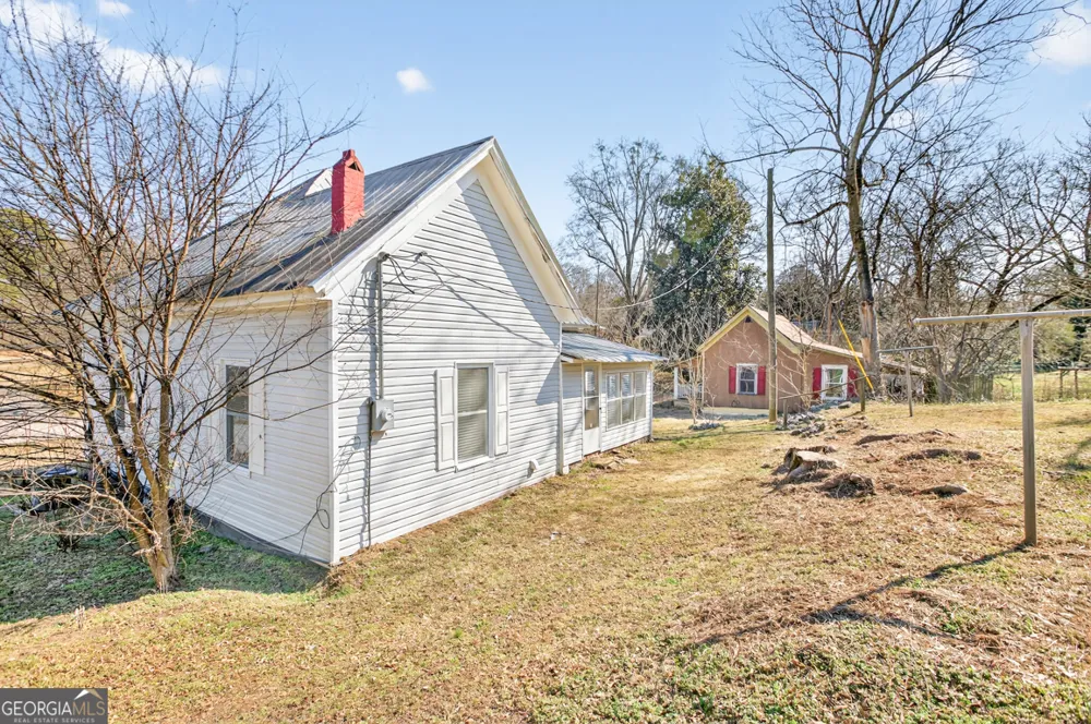 246 Spring ST Commerce, GA 30529