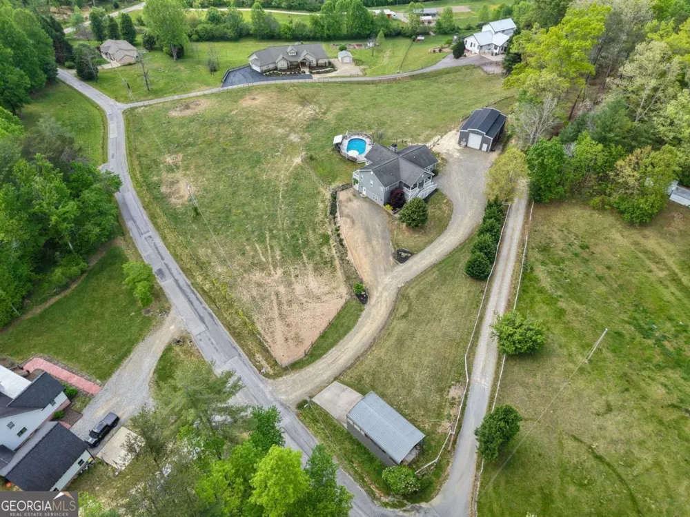394 Crawford RD Blairsville, GA 30512